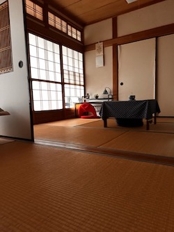 An example of asceticism in a farmhouse on Shikoku island.