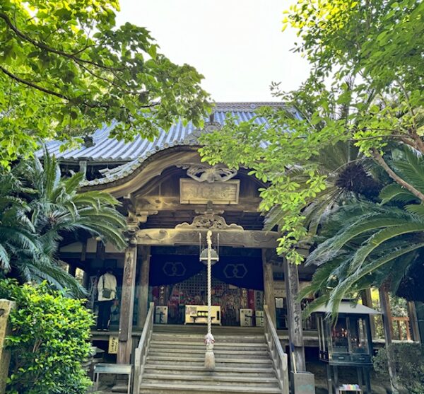 Main temple building on a stretch of land in Japan.