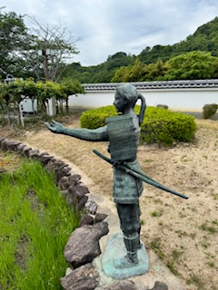 Statue of Tsuruhime, female samurai warrior.