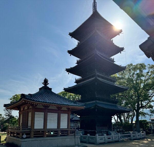 The 5 story pagoda at Motoyamaji is a familiar landmark.3