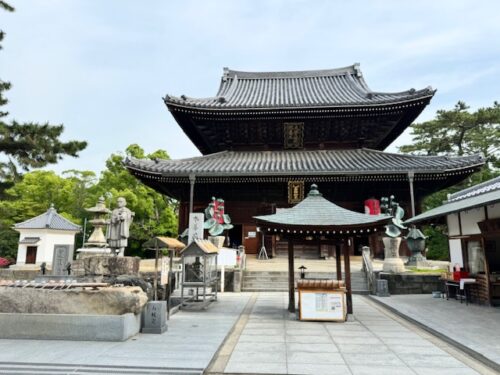 Main hall at Zentsu-ji temple in Japan.