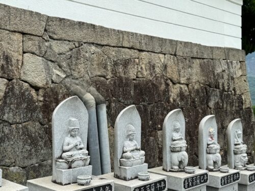 Tiny Buddhas at temple grounds.