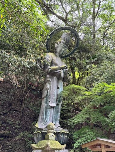 Bosatsu at Iyadani-ji on Shikoku pilgrimage.