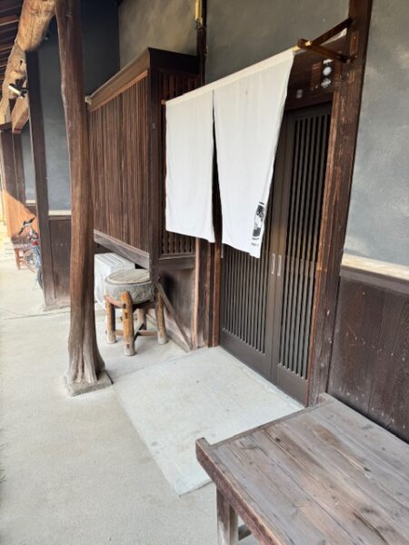 Shikoku guesthouse welcomes young and elderly pilgrims.