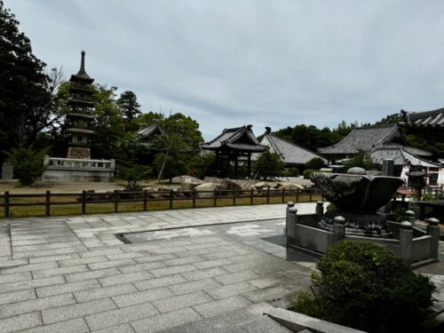 Precinct at Yashima-ji temple.