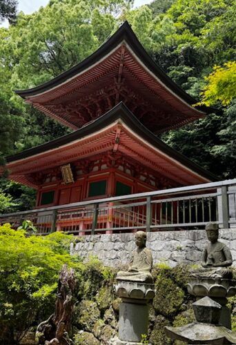 Another temple structure reached by a rode on the cable car.