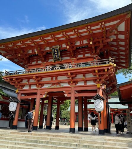 Red two-storied gate at Kobe, Japan.2