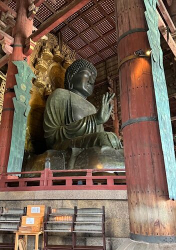 Great Buddha statue of Nana.