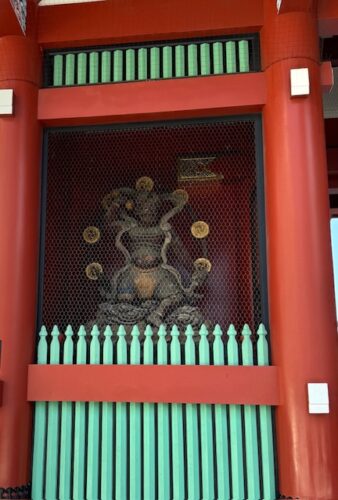 Nio guardian at main gate at Sensoji-temple.