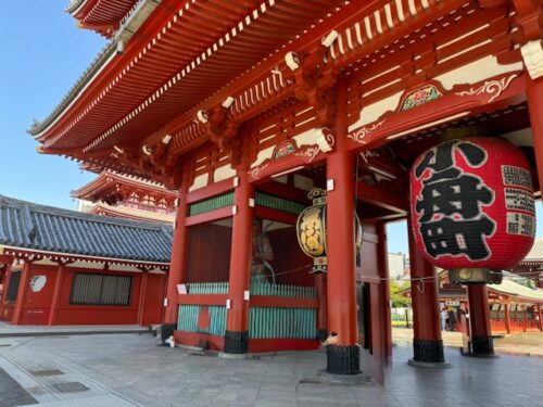 Middle gate at Senso-ji temple in Tokyo.2