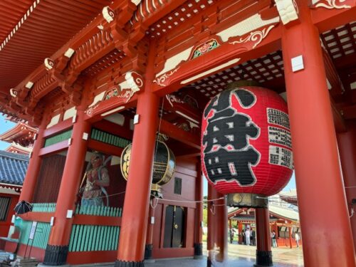 Middle gate at Senso-ji temple in Tokyo.3