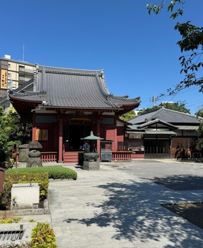 Temporary main hall at Senso-ji temple in Tokyo.