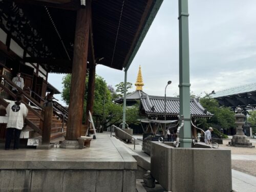 Main hall at Isshin-ji temple in Osaka, Japan.