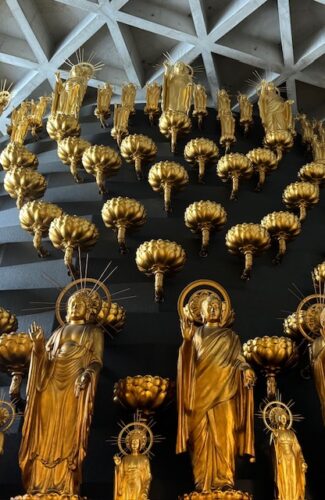 Small golden Buddhas related to Isshin-ji temple.5